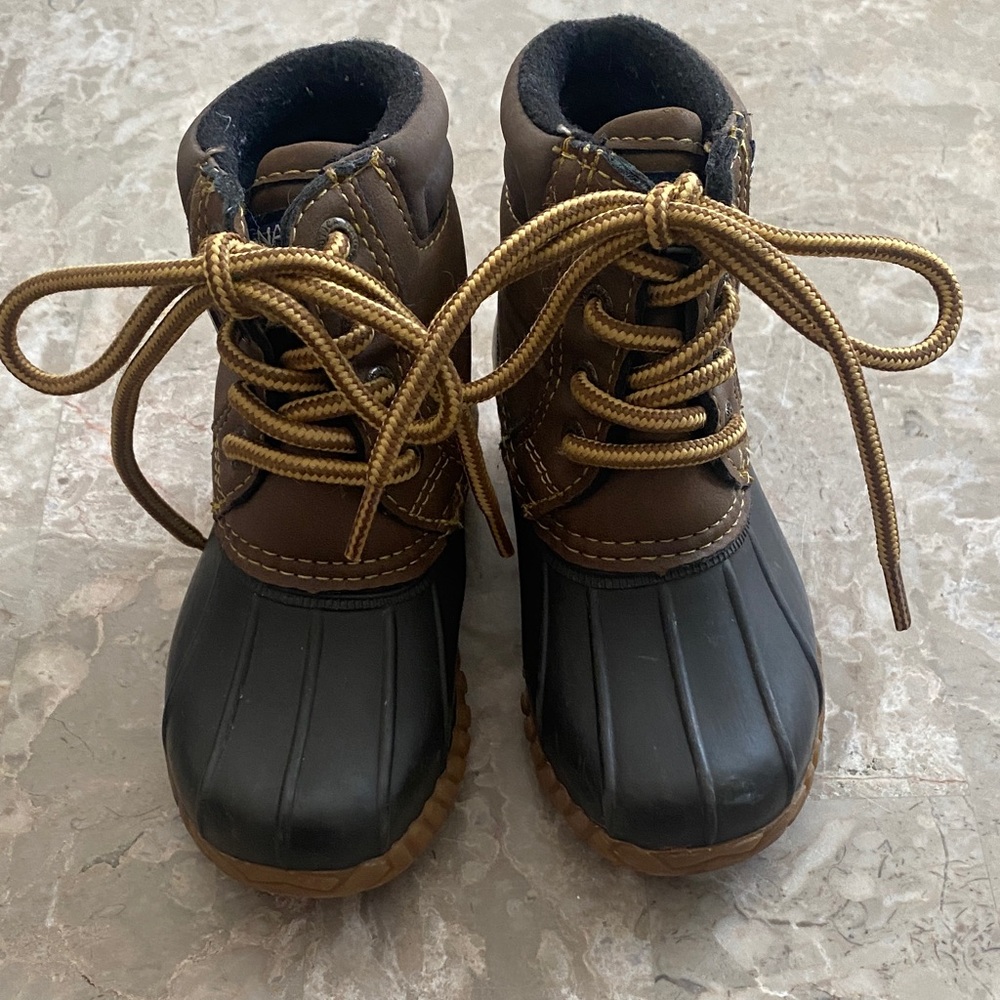 Nautica Kids Brown and Black Rain Boots